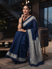 Varnarekha Saree