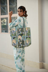 Handcrafted Tropical-Print Tote Bag for Indian Women – Eco-Friendly, Stylish & Spacious | Luxebyflavia | Hand Bag