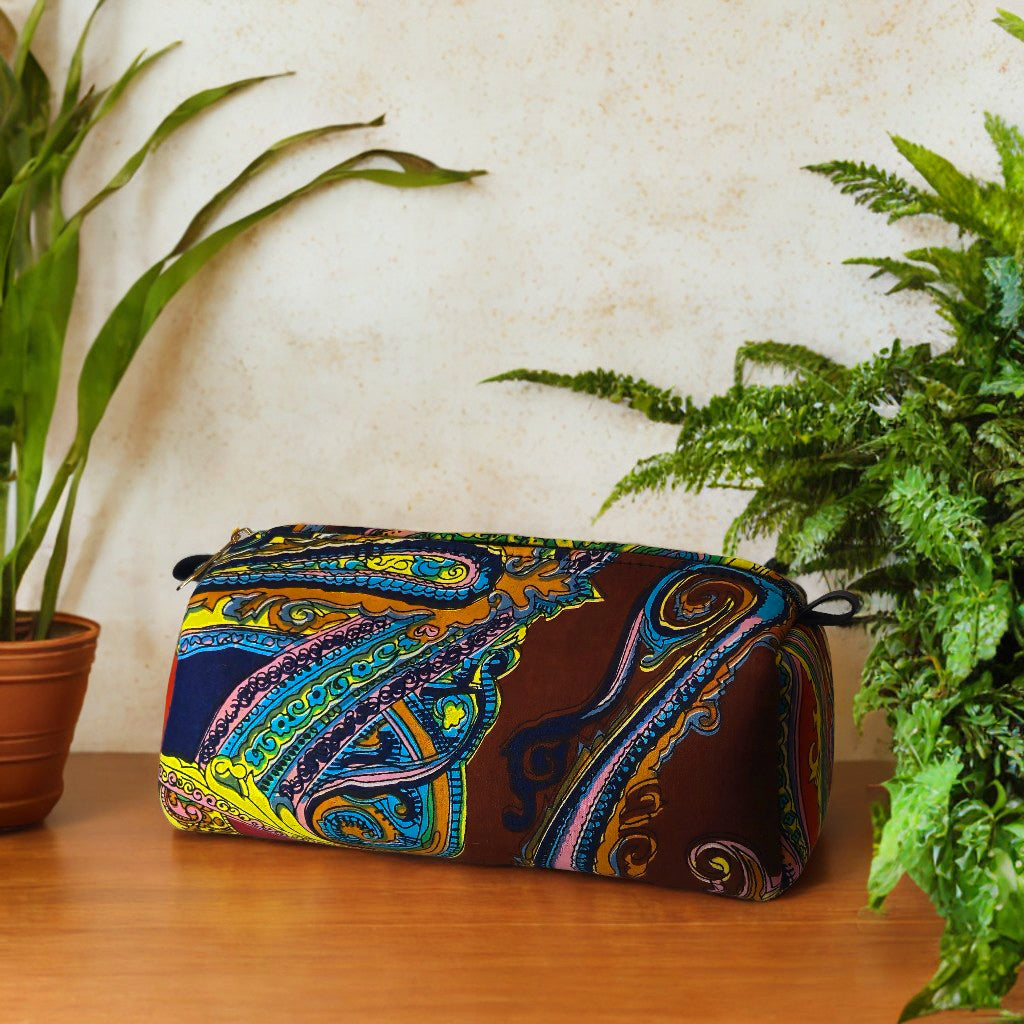 Vibrant Paisley Print Makeup Pouch – LuxebyFlavia | Luxebyflavia | Hand Bag